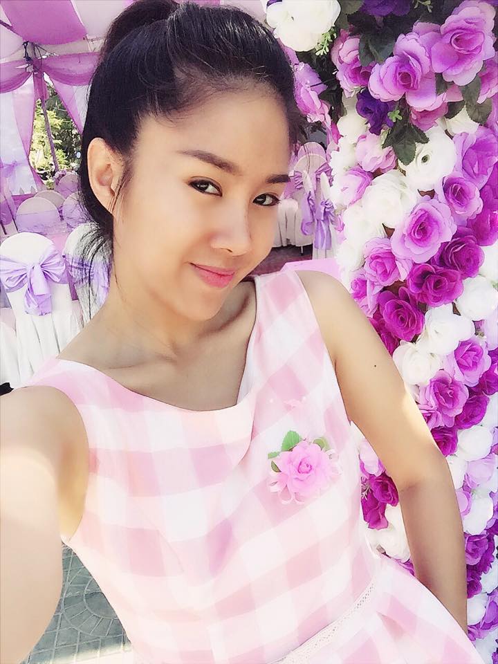 Lê Phương: \'Cứ việc sống với những niềm hạnh phúc của mình... Còn lại, cứ để cuộc đời lo!!\'.