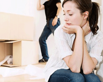 Muốn ly hôn vì tính sạch sẽ đến… phát bệnh của chồng