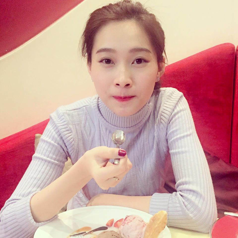 Đặng Thu Thảo hài hước \'Lo cái bụng trước, cái khác lo sau\'.