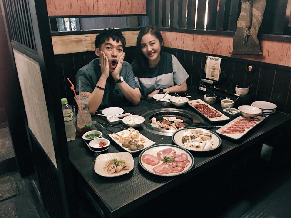 Văn Mai Hương hội ngộ Phở đặc biệt trong một bữa ăn sang trọng.
