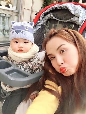 Hoa hậu Diễm Hương \'Ngôi nhà lớn cũng là một công trình được tạo nên bởi gạch đá nếu như không có người đàn ông nhỏ xíu này\'.