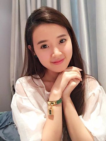Midu \'Học cách tự thương yêu bản thân mình\' sau chuyện buồn tình cảm với thiếu gia Phan Thành.