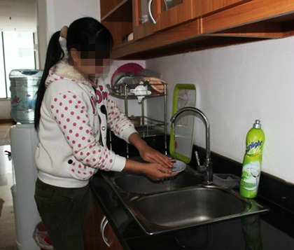 2 mẹ con osin lưu manh lộ