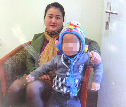 Vợ trẻ mới sinh mất tích bí ẩn, người chồng lặn lội tìm khắp nơi
