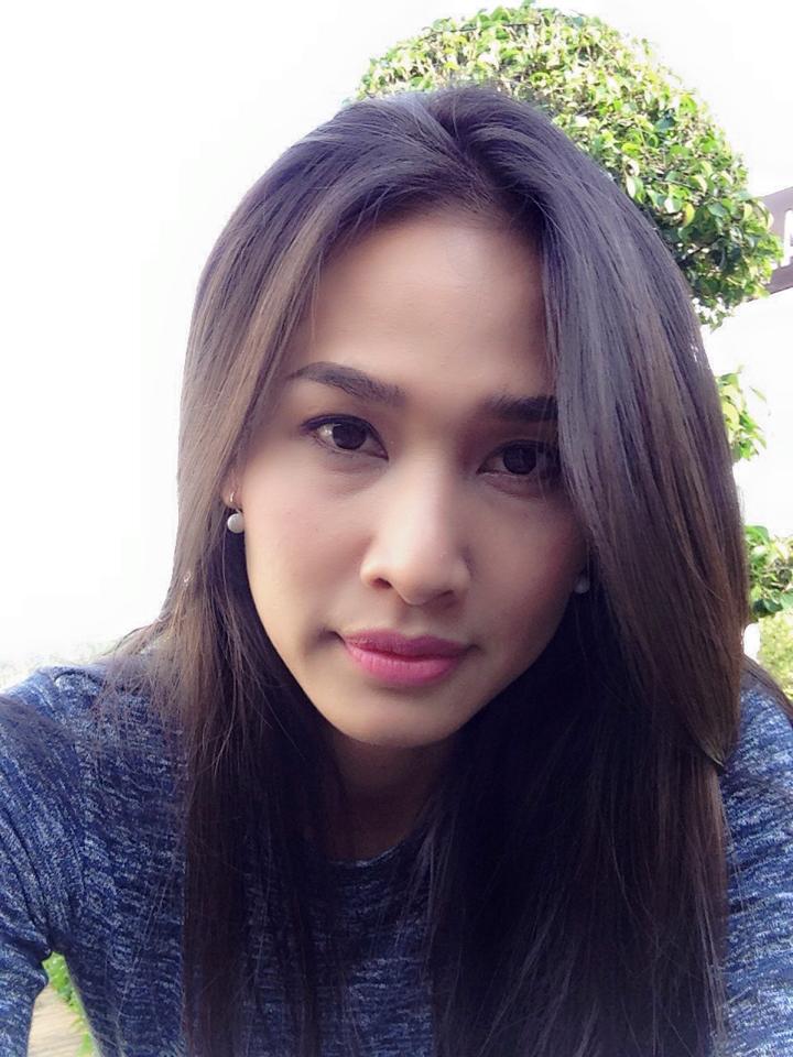 Dương Mỹ Linh \'Bình yên là thứ xa xỉ nhất mà cho đến giờ này tôi vẫn đang mơ ước\'.