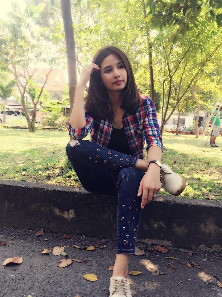 Thảo Trang - vợ cũ Phan Thanh Bình \'Hôm nay em chuẩn bị đi đánh nhau... Nhưng bị người ta đánh nhiều hơn...!!\'.