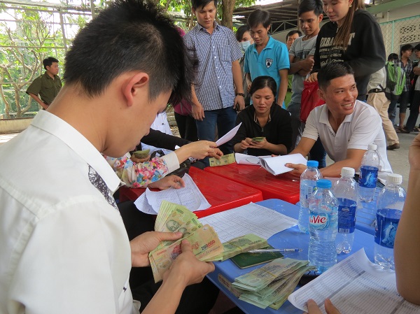 Thưởng Tết 2016 cao nhất tại Hà Nội & Sài Gòn chênh nhau thế nào?