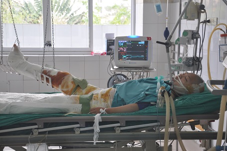 Cứu bố, nữ sinh lớp 12 bị điện giật vô cùng nguy kịch