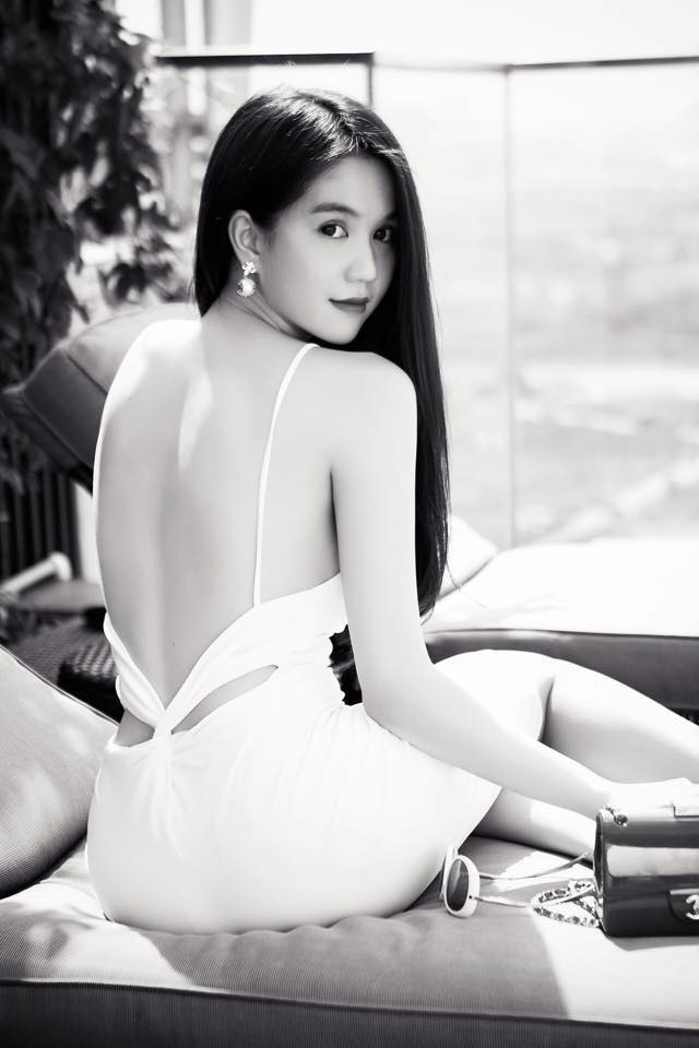 Ngọc Trinh thừa nhận \'Thà bị ghét bởi chính con người thật của mình còn hơn được yêu quý vì những gì mình bịa ra\'.