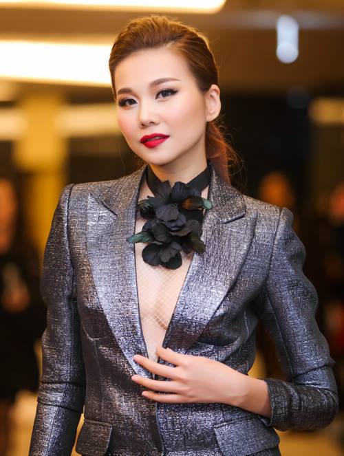 Thanh Hằng \'Đẹp trai không có gì sai, làm \'bánh bèo\' lằng nhằng nhức đầu lắm\'.