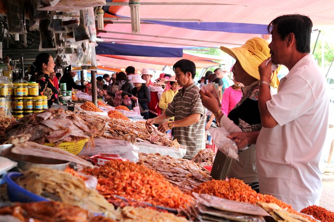 Hiểm họa khôn lường từ cá khô, thịt khô... kém chất lượng