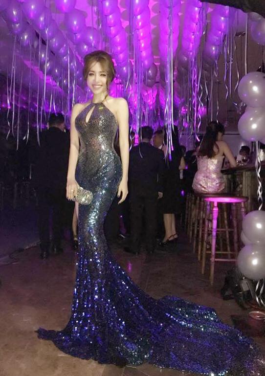 Elly Trần khoe eo thon và vòng một siêu gợi cảm sau khi sinh con trai thứ 2.