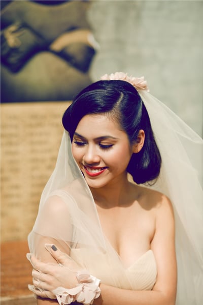 Hoàng My \'Tình yêu thật khó để tuỳ tiện. Đã quen với các thể loại tin đồn nhảm nhưng vẫn thấy bao tử muốn trào ngược với nghi án cặp kè gần đây. Cũng muốn kệ luôn nhưng sự là muốn bệnh. Đã có tri kỷ, xin đừng làm phiền\'.