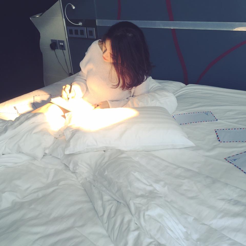 Thu Thủy \'Tình yêu đầy thử thách lắm! Nếu thật sự yêu nhau thật cần nhau sẽ ở bên nhau, dù chỉ là trong tim\'.