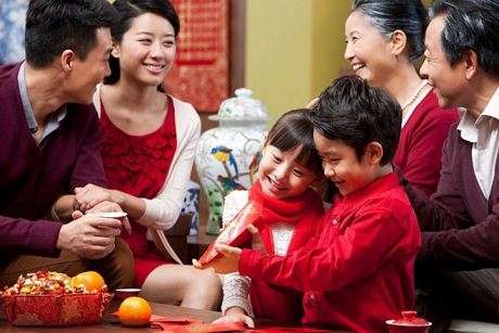 Chọn tuổi xông đất Tết Bính Thân 2016 để cả năm may mắn, phát tài