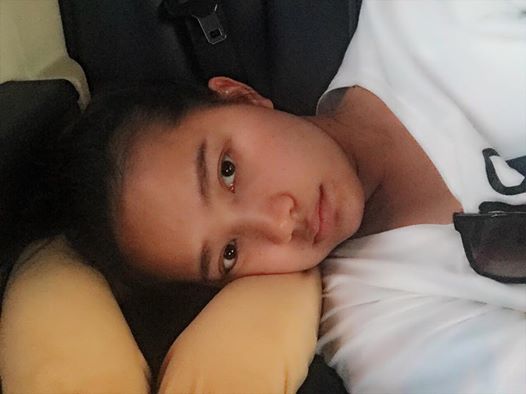 Phan Như Thảo \'Stress quá, căng thẳng quá, kiệt sức quá. Xuống sắc trầm trọng, khuôn mặt méo mó luôn à. Người ta đổi thừa chồng em kìa...\'.