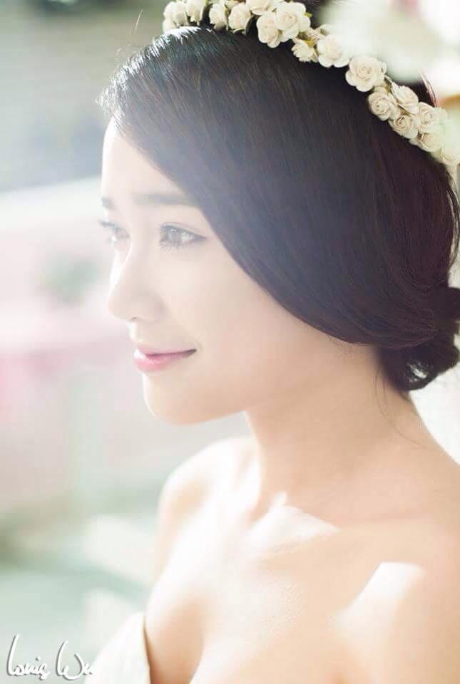 Nhã Phương trở thành cô dâu xinh đẹp trong hình ảnh mới.