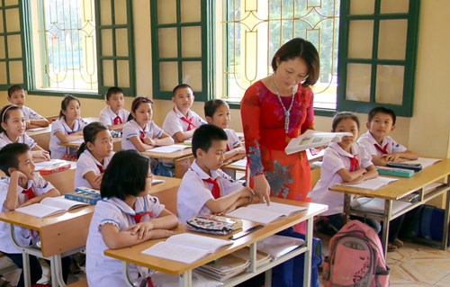 Thưởng Tết giáo viên 2016: Nơi nghìn đô, chốn tờ lịch