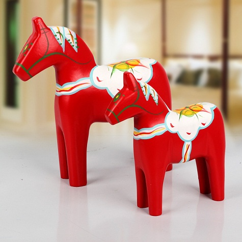 Ngựa Dala (Thụy Điển): Ngựa Dala là biểu tượng của Thụy Điển, tượng trưng cho sức mạnh, niềm tin, sự thông thái và nhân phẩm của con người.
