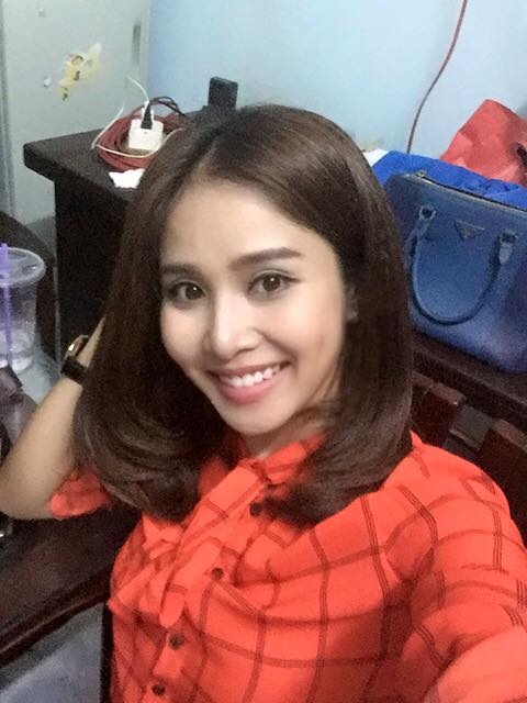 Thảo Trang - vợ cũ Phan Thanh Bình \'Trùi ui ... Chờ mòn mỏi... Đuối như con cá đuối...!! Hic...!!\'.