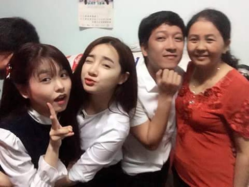 Trường Giang về quê ra mắt Shbet111 slot, casino, thể thao, xổ số Nhã Phương, chuẩn bị kết hôn?