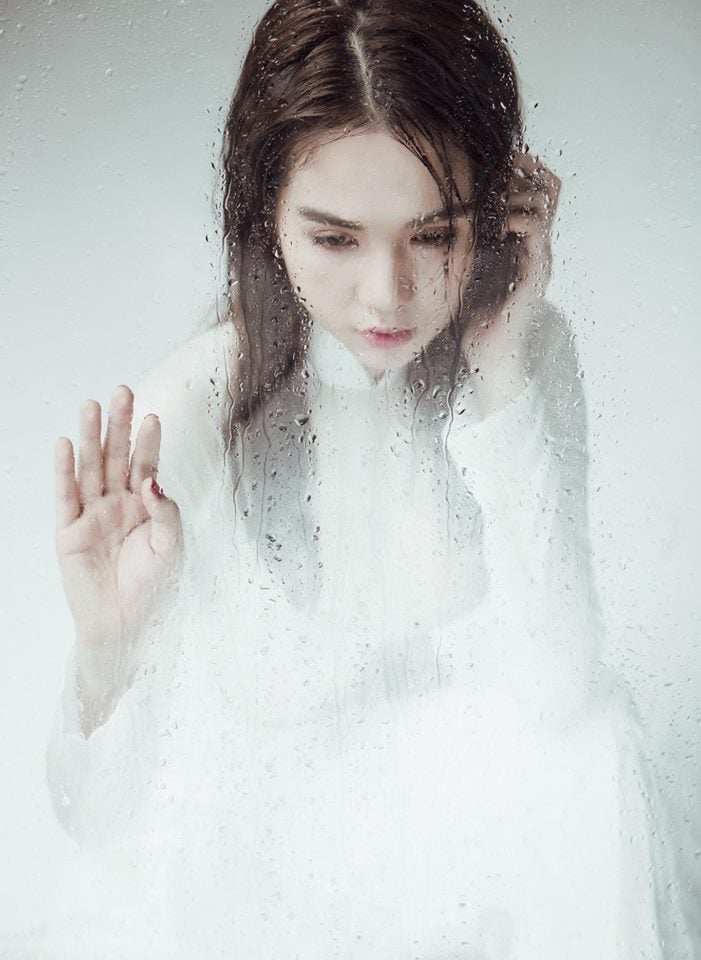 Ngọc Trinh \'Muốn có được ngày nắng ấm, tôi đã phải trải qua những ngày mưa lạnh lẽo\'.