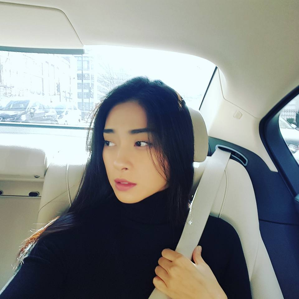 Ngô Thanh Vân phấn khích khi được về nhà \'Về đến nhà rồi. Làm những việc mình yêu thích cho thỏa nhớ mới được...\'.
