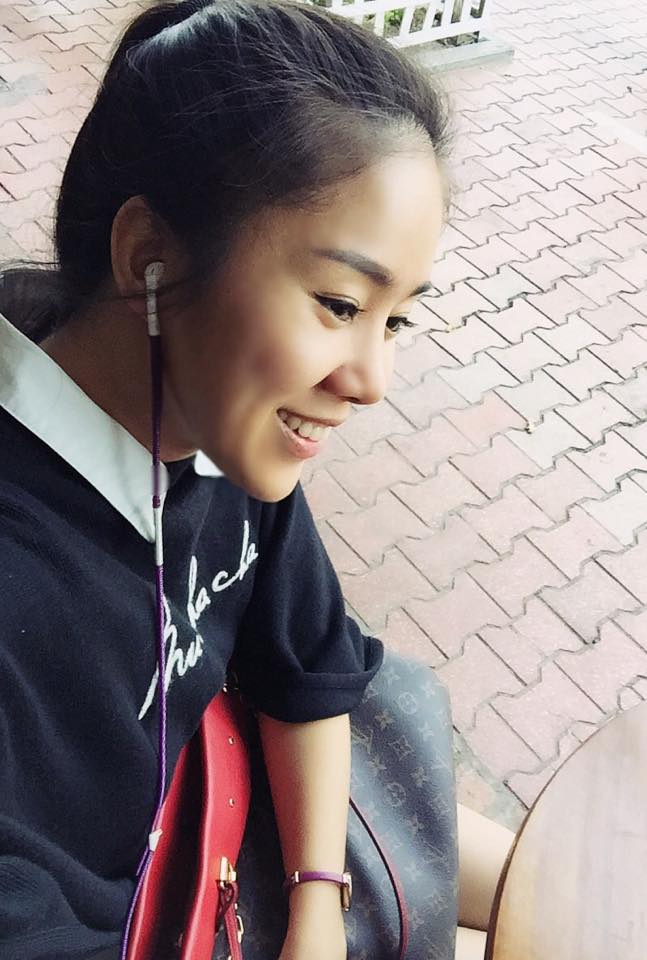 Diễn viên Lê Phương \'Lang thang một mình ..cũng chẳng làm sao!\'.