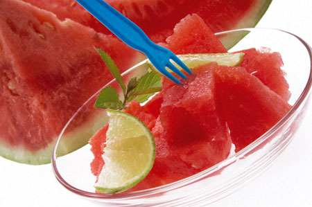 Dạy bạn cách làm nước detox để thanh lọc Mừng SHBET phiên bản mới 2025 cực đơn giản