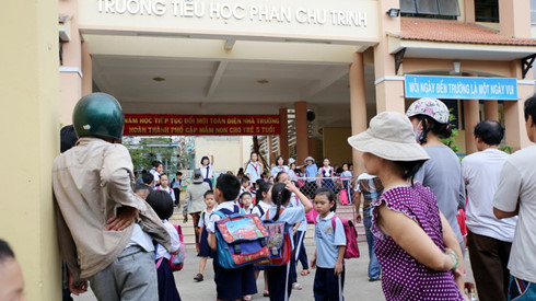 Bí thư Đinh La Thăng chỉ đạo giải quyết đơn kêu cứu của 2 nữ sinh