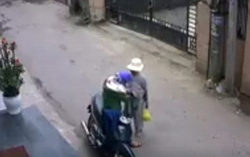 TP.Huế: Xôn xao nghi án cụ bà bị thôi miên lột sạch tiền giữa phố