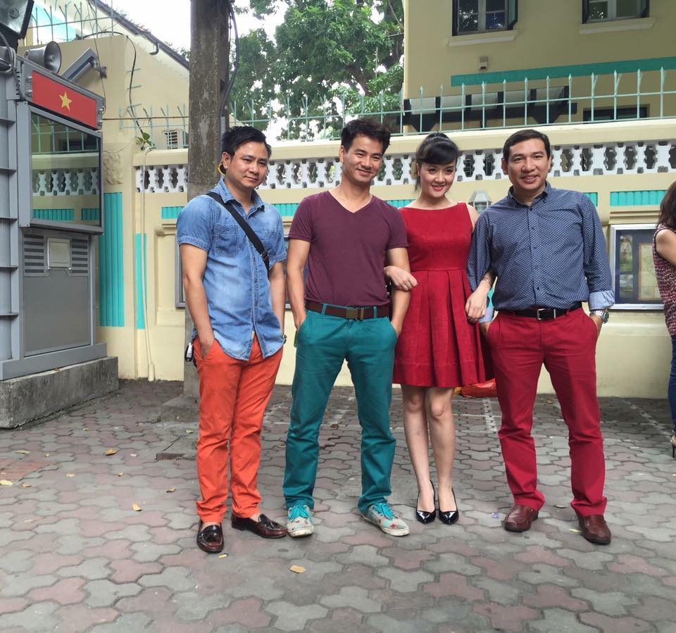 Vân Dung \'Bộ tứ màu mè nhất làng hài. Mình đẹp trai nhất đội...\'.