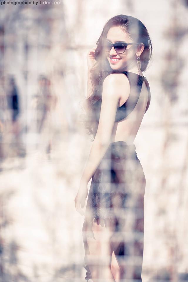 Hotgirl Thúy Vi sành điệu, sexy trong hình ảnh mới kèm dòng chú thích \'Một số bài học hay nhất của cuộc đời là ta học được những điều tồi tệ nhất\'.