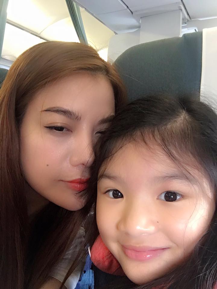 Trương Ngọc Ánh khoe ảnh selfile cùng con gái Bảo Tiên \'Thời gian cho tình yêu của tôi\'.