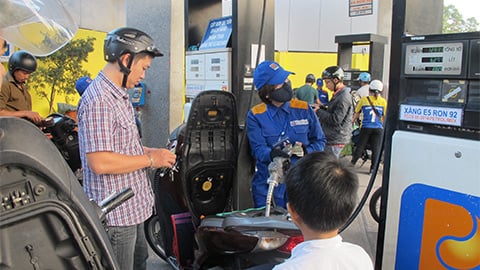 Giá dầu tăng đến 500 đồng, xăng giữ nguyên