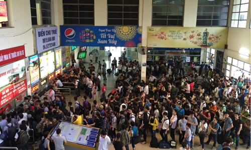 TP HCM: Bến xe chật cứng trong ngày nghỉ lễ 30/4, 1/5