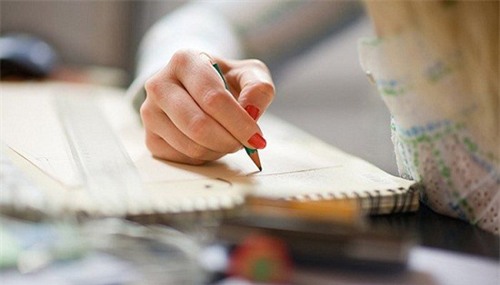 Tin phụ nữ ngày 12/5: Tâm thư đẫm lệ vợ ung thư gửi bồ của chồng
