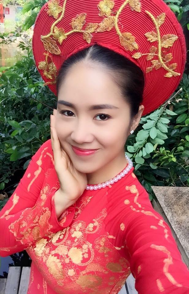 Lê Phương trở thành cô dâu xinh đẹp sau khi bị Qúy Bình 'dội gáo nước lạnh' vì Minh Hằng.