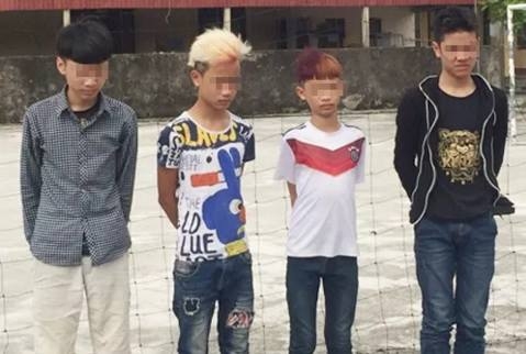 Xác định 4 học sinh ném đá vào xe ô tô đi trên đường cao tốc
