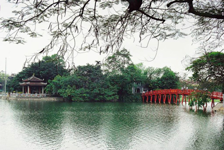 Bắc Bộ ngày nắng, chiều tối và đêm có mưa rào và dông