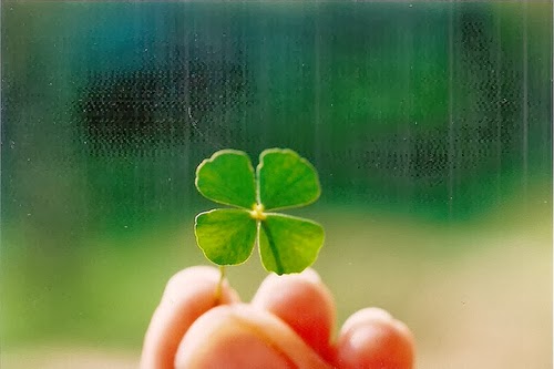Bạn sẽ may mắn hay xui xẻo khi gặp những dấu hiệu này