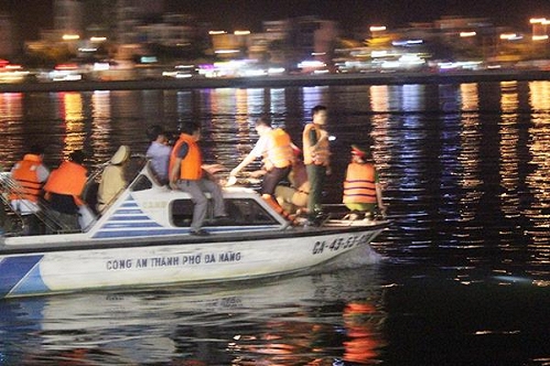 Chìm tàu tại Đà Nẵng: Xót xa chuyến nghỉ hè cuối cùng của 2 bé