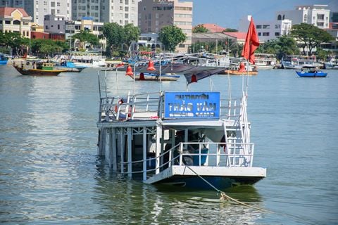 Đà Nẵng chính thức khởi tố vụ án chìm tàu du lịch trên sông Hàn