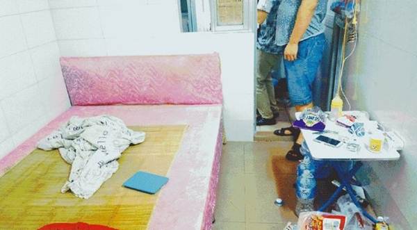Bé 13 tháng tuổi chết thảm khi ngã cắm đầu vào xô nước
