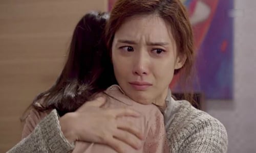 Trót nấu nồi cơm nhão, chồng bắt hai mẹ con tôi ăn bằng hết