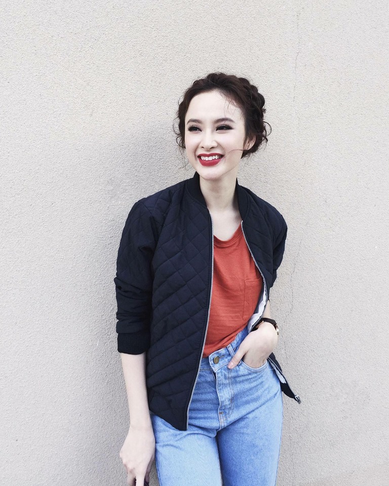 Angela Phương Trinh thừa nhận, 'Tôi đọc sách nhiều để chia sẻ tâm tình, để tìm sự đồng cảm trong Shbet16 chơi game trực tuyến và cũng nhờ sách, tôi thấy mình lớn lên, hiểu biết hơn, được định hướng đúng đắn mỗi khi bản thân lạc lối'.