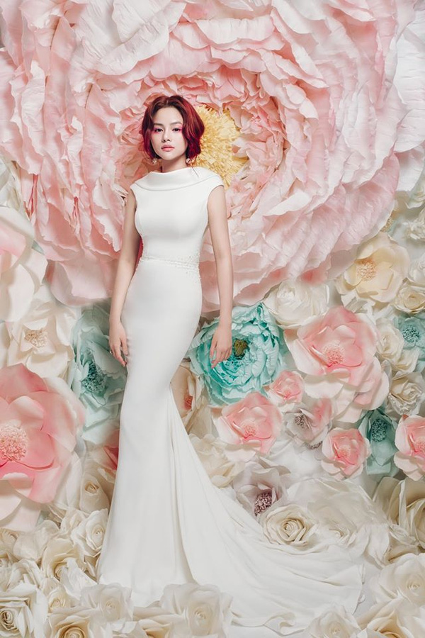 Vũ Thu Phương gây kinh ngạc khi 2 tháng giảm 25kg. Cô cũng không ngại ngần chia sẻ bí quyết giảm cân kỳ tích của mình với người hâm mộ.