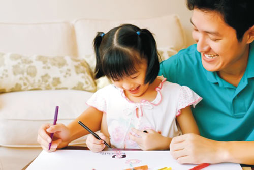 Cách đơn giản giúp con học giỏi mà không cần ép buộc