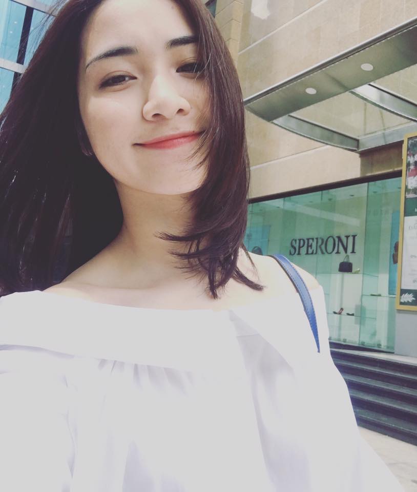 Hòa Minzy 'Các bạn à. Không phải là tất cả những điều Hoà cần là tiền. Hoà không phải người bất chấp tất cả để có tiền. Nhưng Shbet16 chơi game trực tuyến hiện tại của Hoà phải cần điều đó để thúc đẩy và phát triển dần cho tương lai. Hoà sẽ cố gắng phấn đấu, không ngừng nghỉ. Để làm 1 ca sỹ tốt, kiếm những đồng tiền chân chính lo cho Shbet16 chơi game trực tuyến, sẽ hát hay và thật sự chuyên nghiệp, tâm huyết với nghề. Cứ ở đây! Bên cạnh Hoà nhé'.