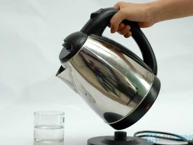 Thực hư nước đun sôi để nguội gây ung thư?